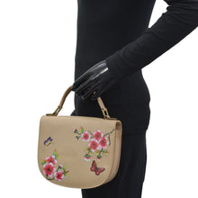 Load image into Gallery viewer, Flap Crossbody - 694
